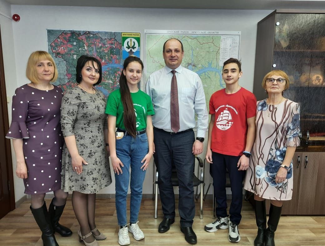 Школьники Братского района побывали во Всероссийском детском центре "Океан"