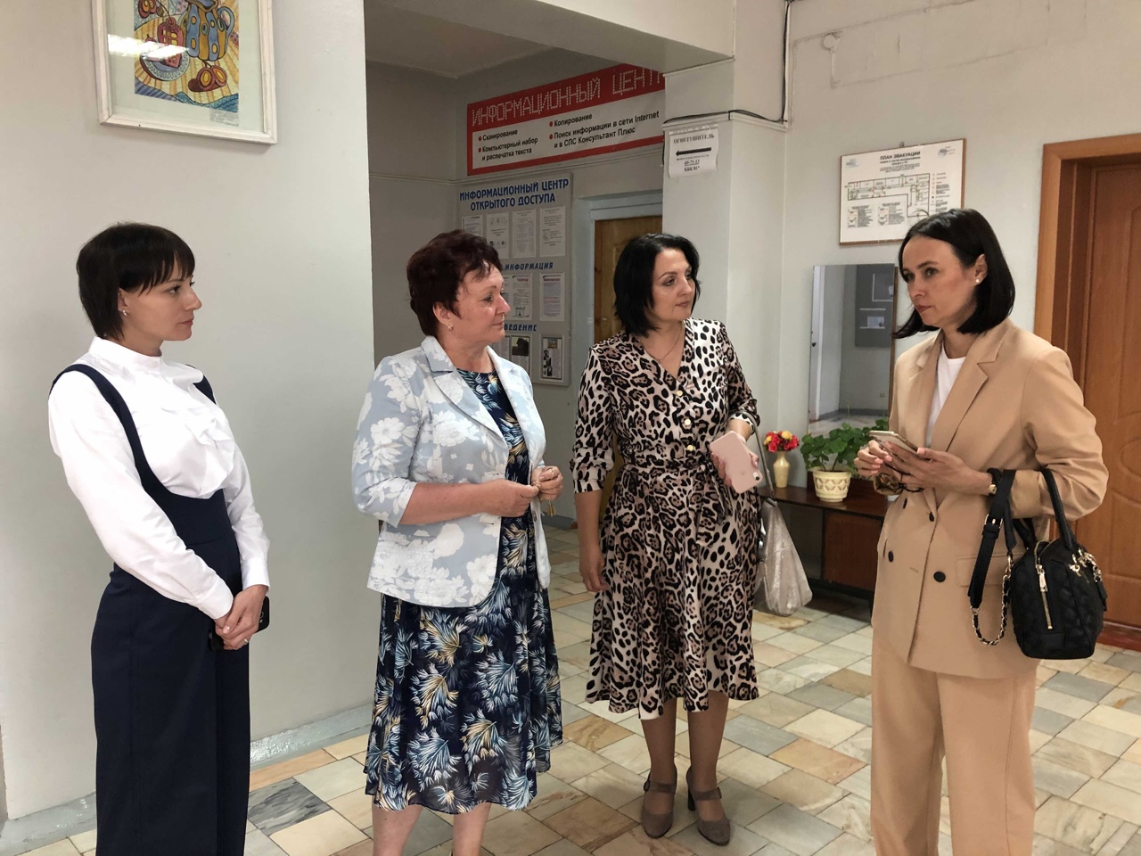 Министр культуры и архивов Иркутской области Олеся Полунина посетила Братский район
