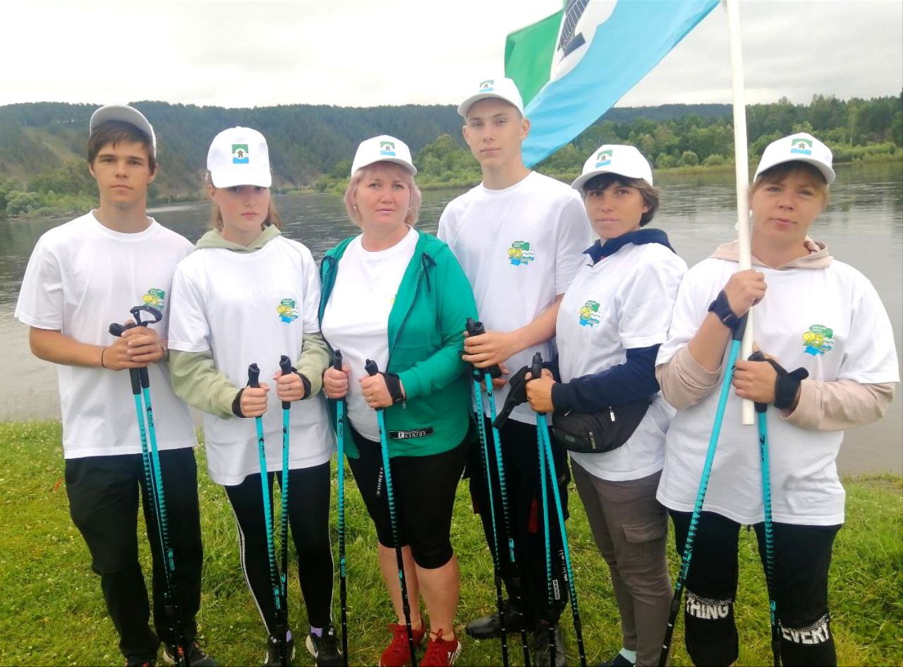 Любители скандинавской ходьбы из Братского района приняли участие в марафоне северной ходьбы в селе Бельск Черемховского района
