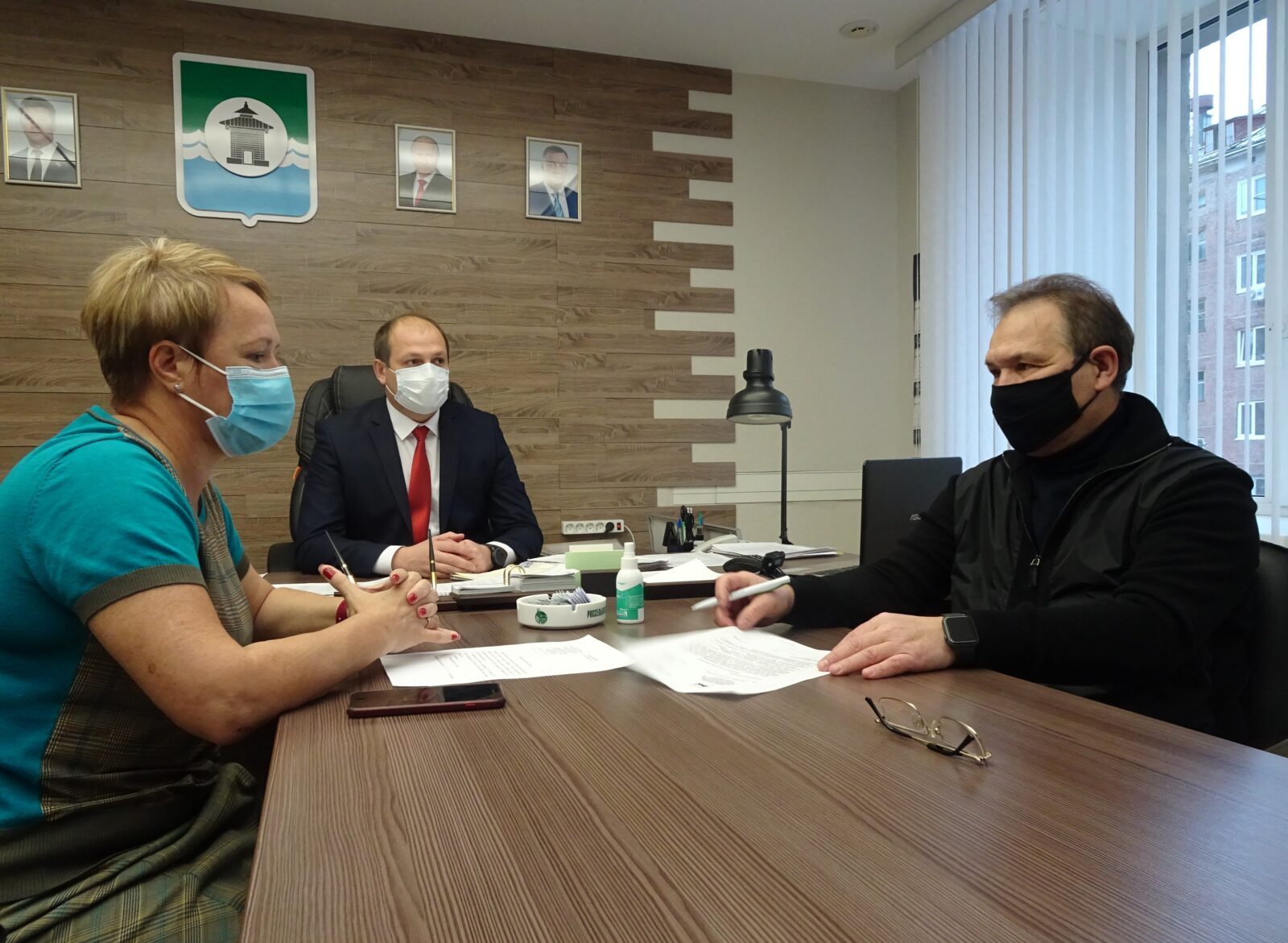 Александр Дубровин: Жители Братского района должны получать оперативную и квалифицированную медпомощь