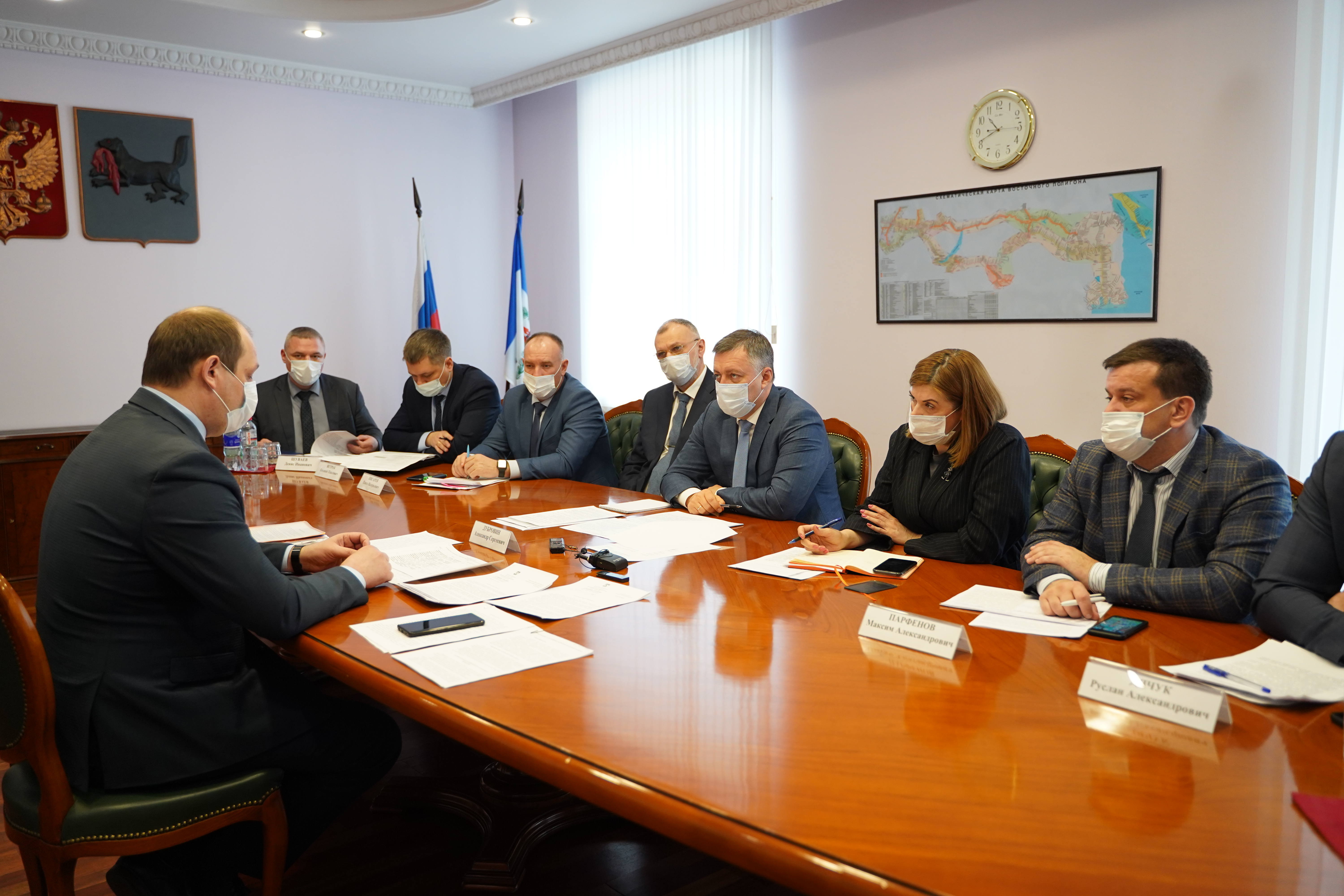 Мэр Братского района Александр Дубровин обсудил острые проблемы территории с Губернатором Иркутской области