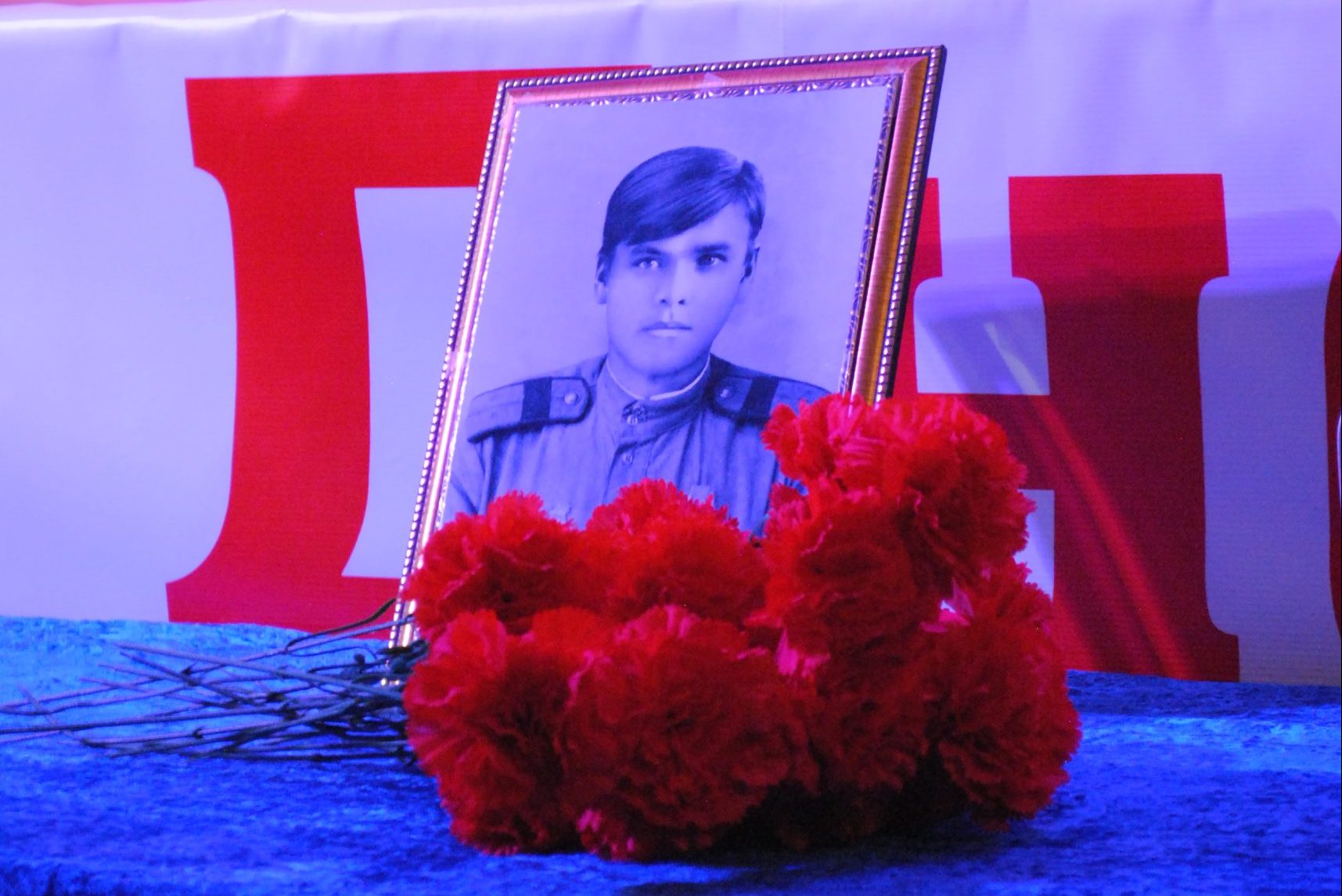 Митинг памяти советского солдата