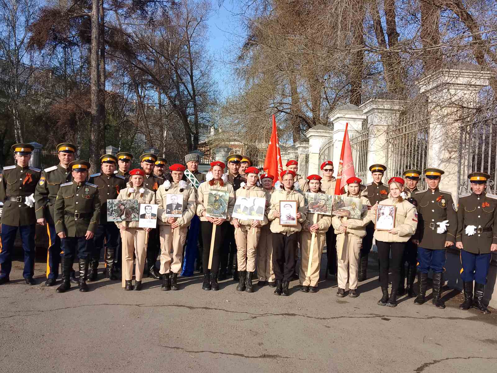 Юнармейцы Братского района приняли участие в областном шествии Бессмертного полка