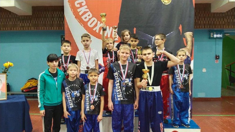 Кикбоксеры Братского района завоевали на первом этапе областного турнира 12 наград