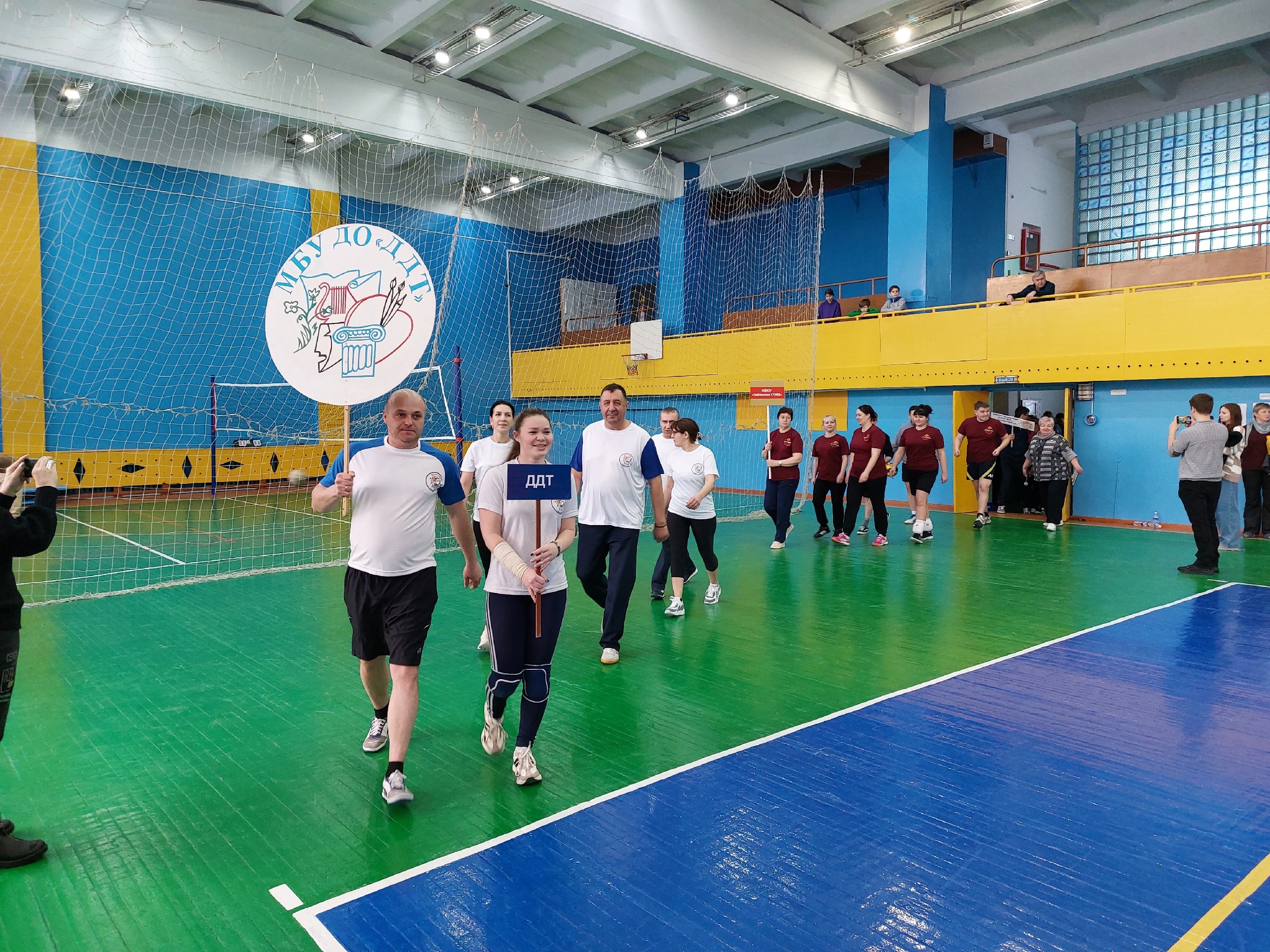 В Вихоревке прошли соревнования среди работников образования Братского района на кубок «Профсоюзный волейбол»