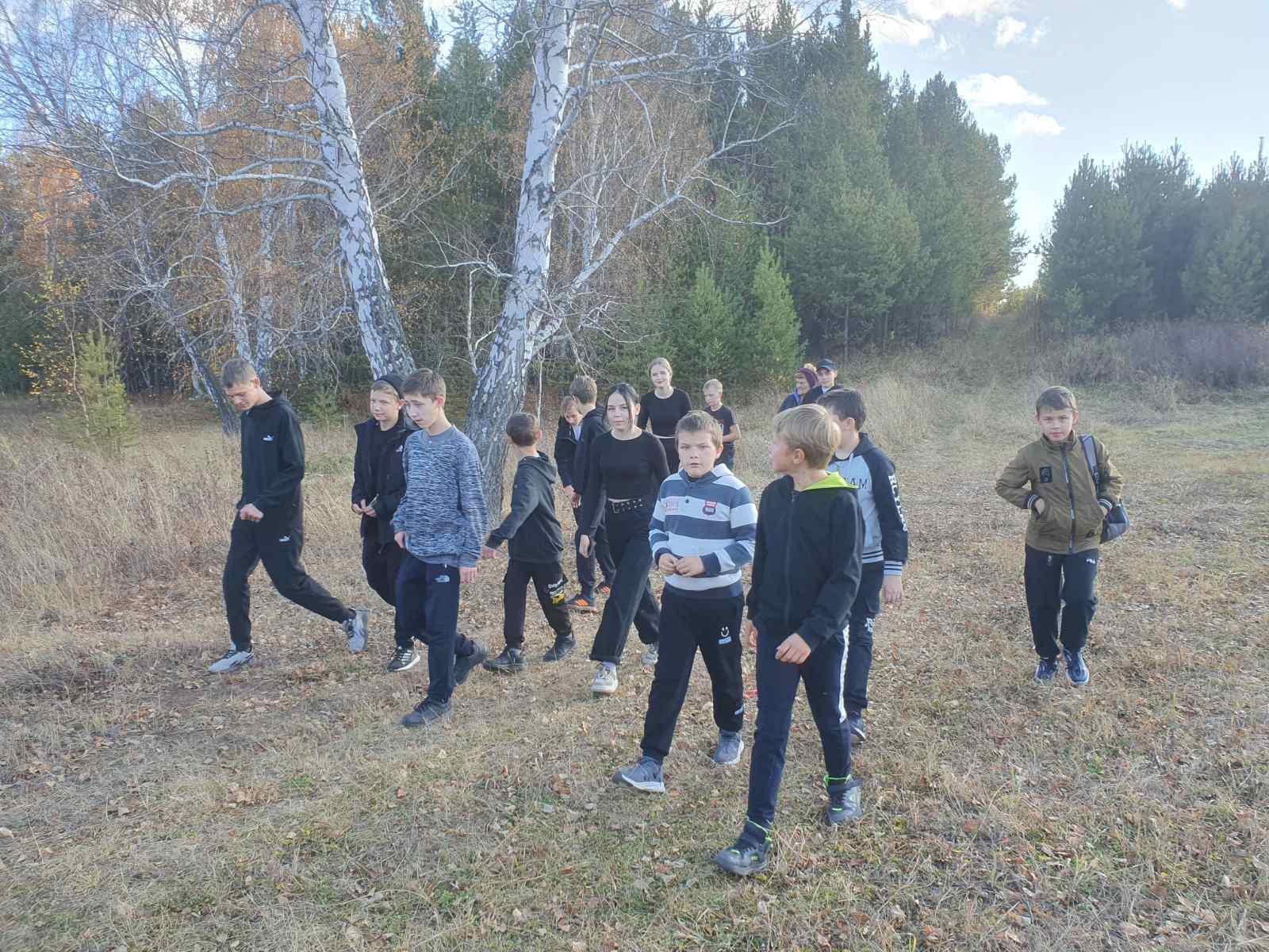Команды Братского района впервые приняли участие во Всероссийском чемпионате по фоновой ходьбе