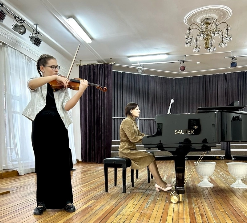 Образцовый детский ансамбль скрипачей «Каприс» успешно выступил на Международном конкурсе-фестивале «Планета талантов»