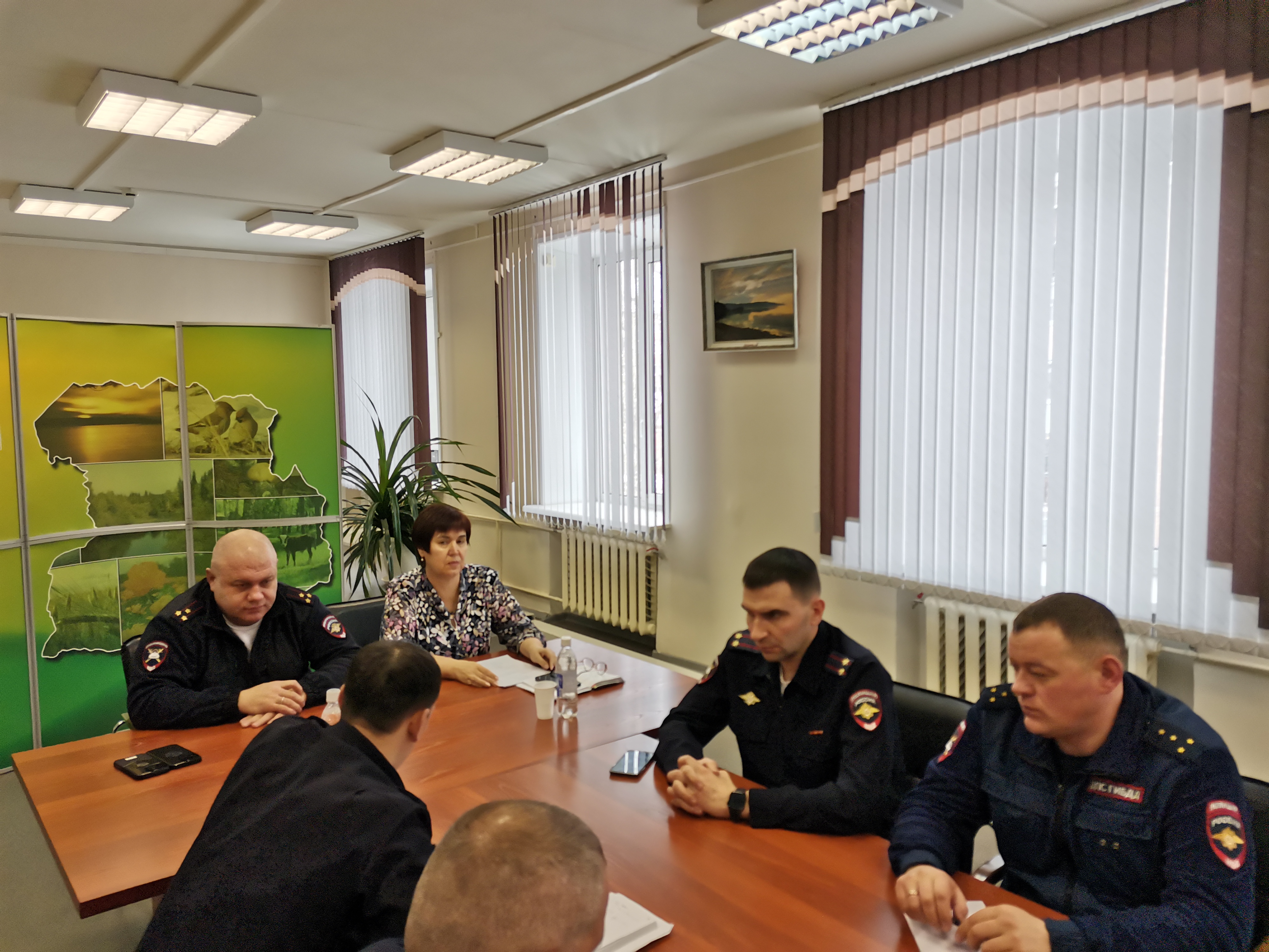 В администрации Братского района состоялось совещание с участием начальника ГИБДД по Иркутской области Вадима Кригера